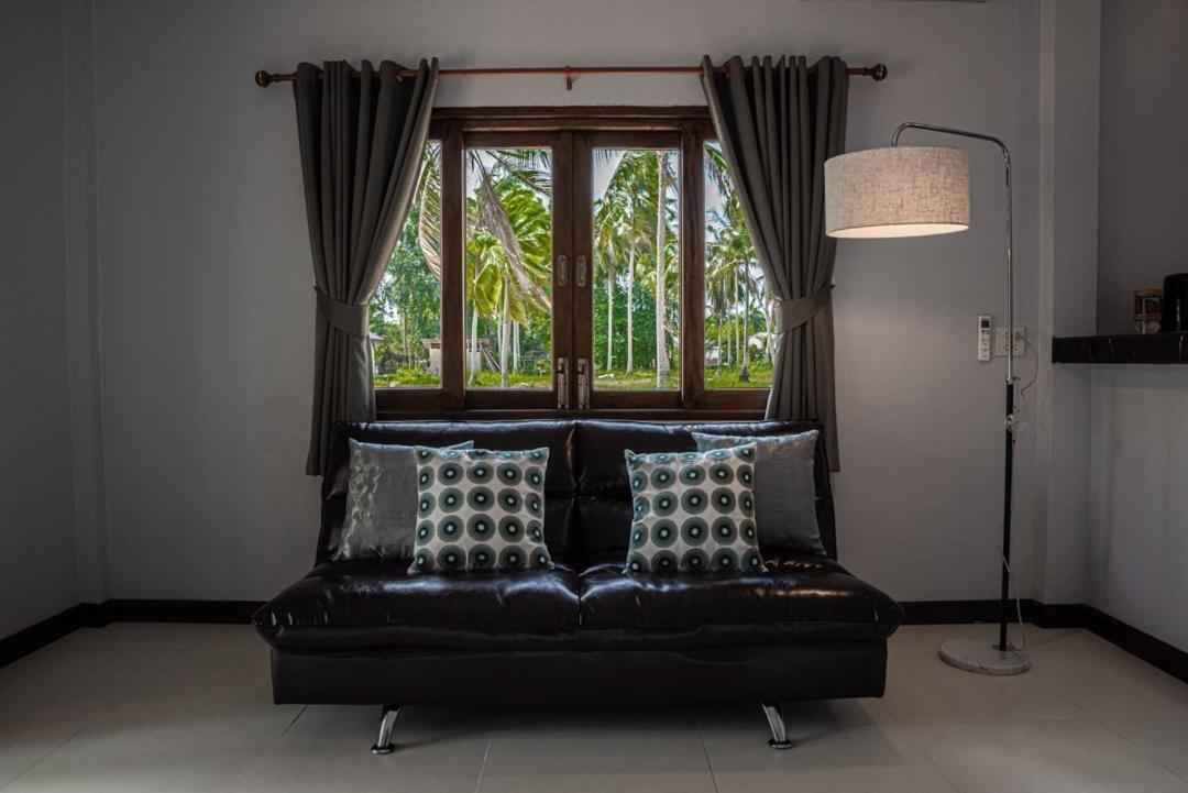 Anahata Resort Lipa Noi Buitenkant foto