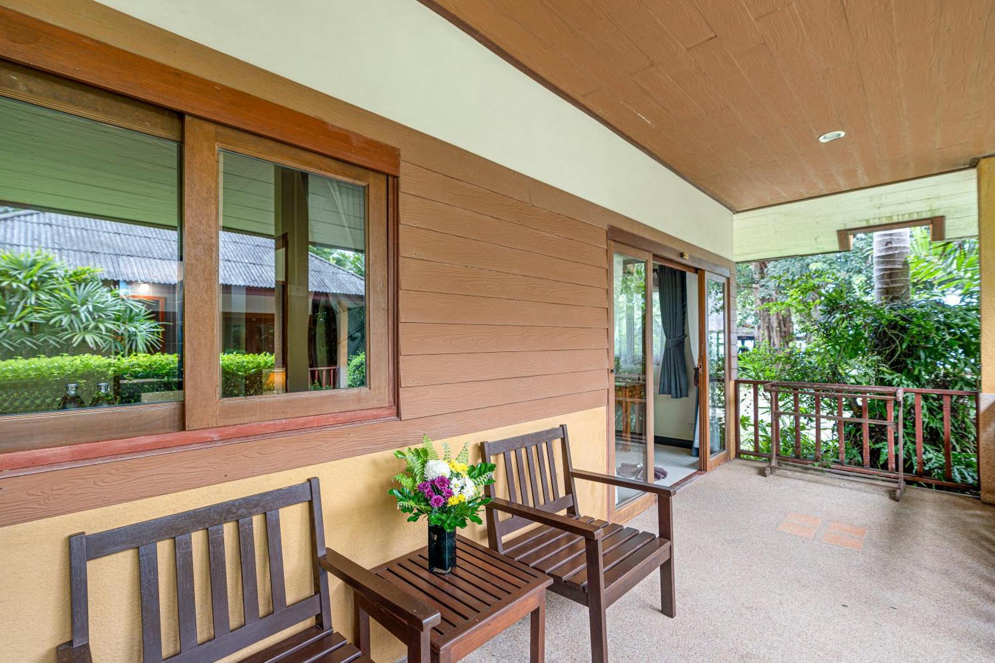 Anahata Resort Lipa Noi Buitenkant foto