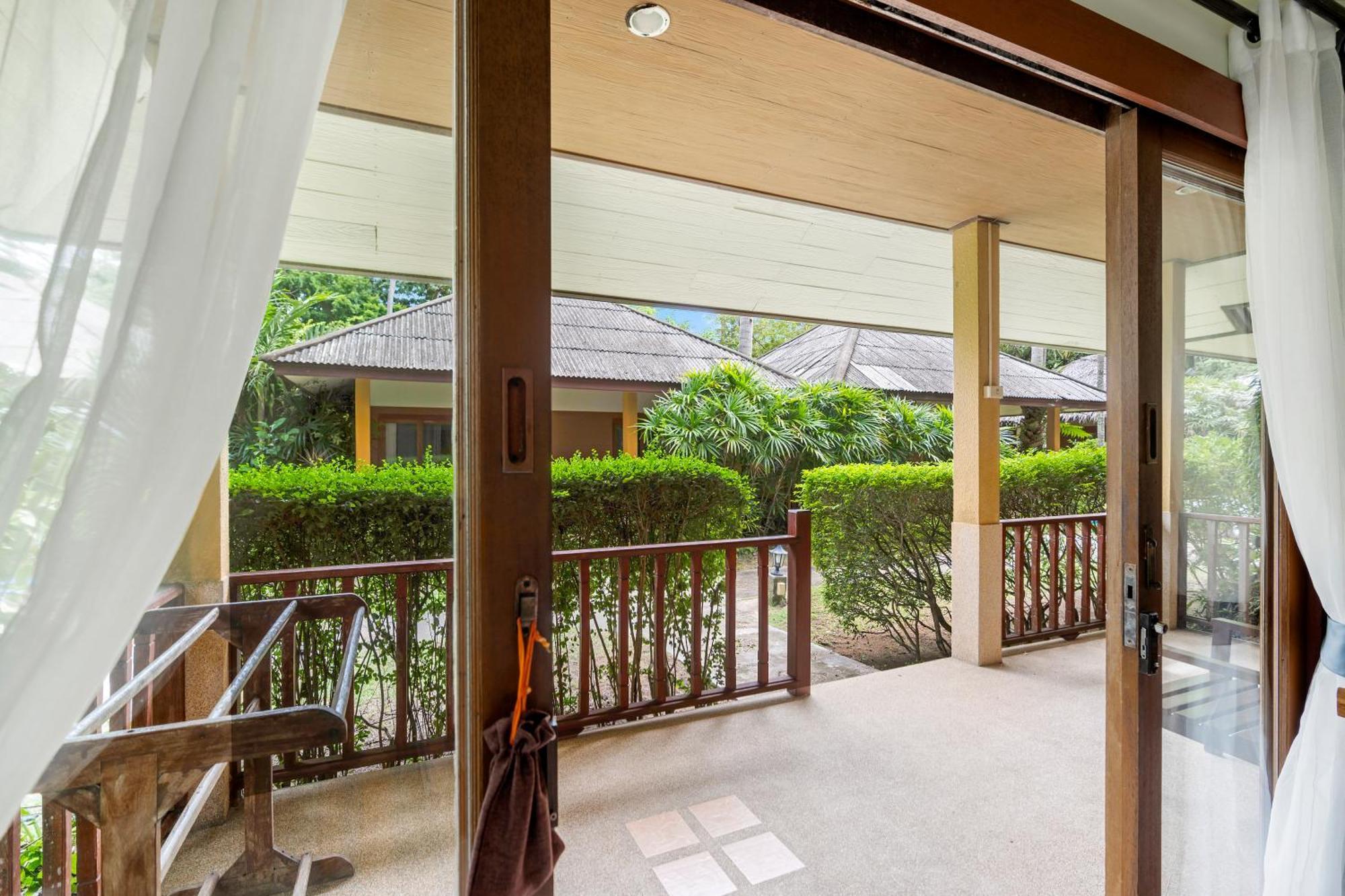 Anahata Resort Lipa Noi Buitenkant foto